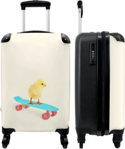 NoBoringSuitcases.com® Kinderkoffer - Trolley Op Wieltjes - Kuiken - Skateboard - Blauw - Kinderen - Dieren - Reiskoffer Kinderen - Past Binnen 55x40x20 Cm En 55x35x25 Cm - Fotokoffer