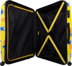BHPPY Reiskoffer - 65 Cm - Home Sweet Pineapple -Bagage En Reistassen 1200x1099 2