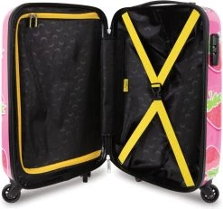 BHPPY - Sweet Strawberry - Handbagage (55 Cm) -Bagage En Reistassen 1200x1123