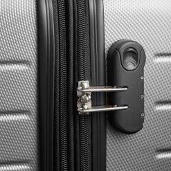 Swiss Alpine 2.0 - Reiskoffer - 67 Cm - 4 Wielen - Zilver 11 Swiss Alpine 2.0 - Reiskoffer - 67 Cm - 4 Wielen - Zilver -Bagage En Reistassen 1200x1200 1173