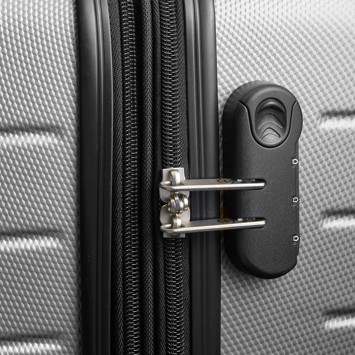 Swiss Alpine 2.0 - Reiskoffer - 67 Cm - 4 Wielen - Zilver 5 Swiss Alpine 2.0 - Reiskoffer - 67 Cm - 4 Wielen - Zilver - Afbeelding 5