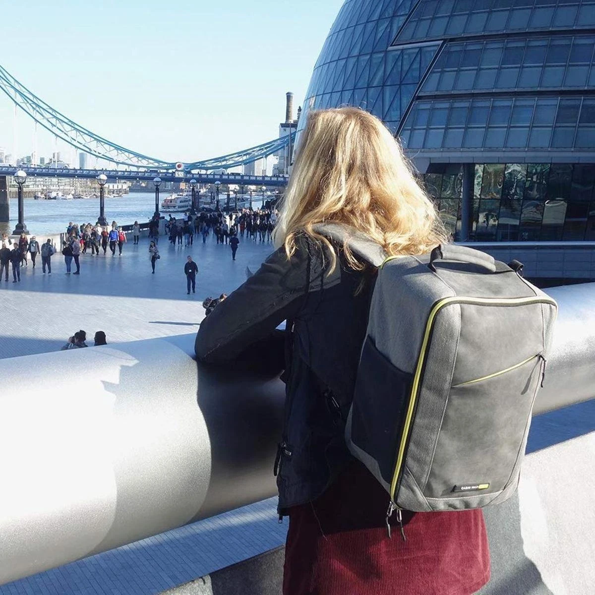 CabinMax Manhatten – Handbagage 20L – Rugzak – Schooltas - 40x20x25 Cm – Compact Reistas – Lichtgewicht – Grijs/Blauw 4 CabinMax Manhatten – Handbagage 20L – Rugzak – Schooltas - 40x20x25 Cm – Compact Reistas – Lichtgewicht – Grijs/Blauw - Afbeelding 4