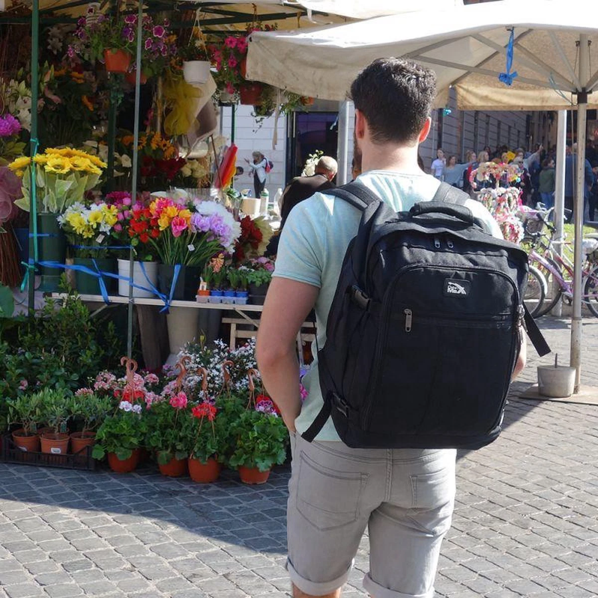 CabinMax Metz Reistas– Handbagage 30L - Rugzak – Backpack - 45x35x20cm – Lichtgewicht - Zwart (MZ 30-BK) 2 CabinMax Metz Reistas– Handbagage 30L - Rugzak – Backpack - 45x35x20cm – Lichtgewicht - Zwart (MZ 30-BK) - Afbeelding 2