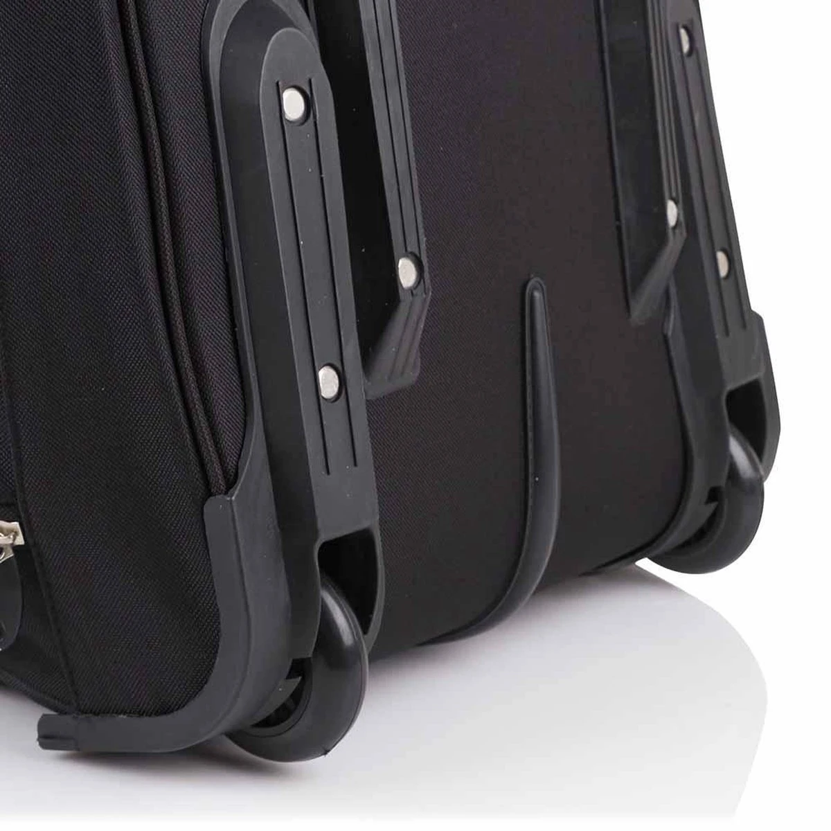 Enrico Benetti Orlando 35305 L Reistas / Sporttas Met Wielen / Wieltas 81 Liter - Zwart 7 Enrico Benetti Orlando 35305 L Reistas / Sporttas Met Wielen / Wieltas 81 Liter - Zwart - Afbeelding 7