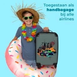 NoBoringSuitcases.com® Auto - Graffiti - New York - Groen - Koffer Kinderen - Kind - Reiskoffer Met Wielen - Koffer Jongens - Past Binnen 55x40x20 Cm En 55x35x25 Cm - Fotokoffer - Handbagagekoffer -Bagage En Reistassen 1200x1200 217