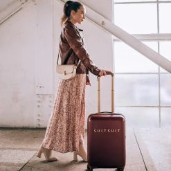 SUITSUIT - Fab Seventies Classic - Biking Red - Handbagage (55 Cm) -Bagage En Reistassen 1200x1200 241