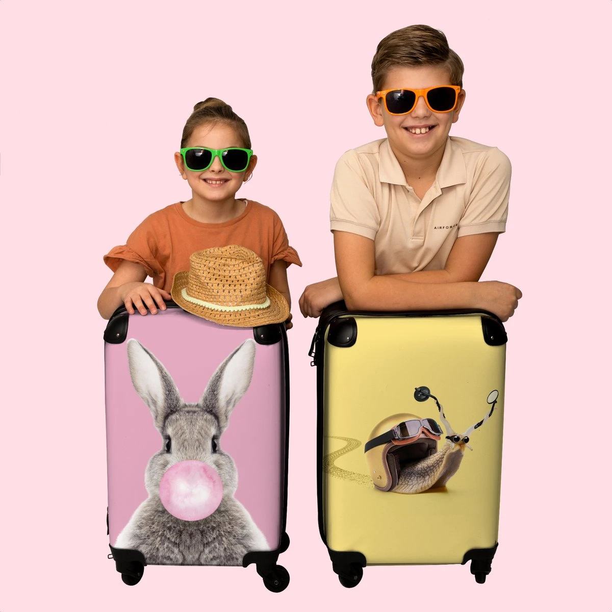 NoBoringSuitcases.com® Koffer - Slak - Helm - Racen - Kinderen - Past Binnen 55x40x20 Cm En 55x35x25 Cm - Handbagage - Trolley - Fotokoffer - Cabin Size - Print 7 NoBoringSuitcases.com® Koffer - Slak - Helm - Racen - Kinderen - Past Binnen 55x40x20 Cm En 55x35x25 Cm - Handbagage - Trolley - Fotokoffer - Cabin Size - Print - Afbeelding 7
