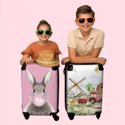NoBoringSuitcases.com® Koffer - Boerderij - Dieren - Trekker - Jongens - Past Binnen 55x40x20 Cm En 55x35x25 Cm - Handbagage - Trolley - Fotokoffer - Cabin Size - Print -Bagage En Reistassen 1200x1200 408