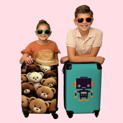 NoBoringSuitcases.com® Koffer - Knuffelbeer - Bruin - Design - Beer - Teddy - Trolley Op Wieltjes - Handbagagekoffer - Past Binnen 55x40x20 Cm En 55x35x25 Cm - Reiskoffers -Bagage En Reistassen 1200x1200 875