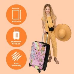 NoBoringSuitcases.com® Koffer Groot - Roze - Eenhoorn - Skateboard - Tekening - Trolley Koffer Met TSA-slot - Met Wielen - 90 Liter - Reiskoffer - 66 Cm -Bagage En Reistassen 1200x1200 933