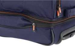 Travelite Basics Wheeled Duffle 55cm Expandable Navy/Orange -Bagage En Reistassen 1200x745 9