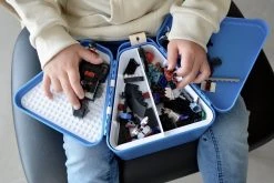 Trunki: TEEBEE Terrance Blauw - Kids Travel Toy Box, Bevat Een Leuk Activiteitenboekje, Kleurpotloden En Stickers, In Doos 15,5x18x18cm, 3+ -Bagage En Reistassen 1200x800 37