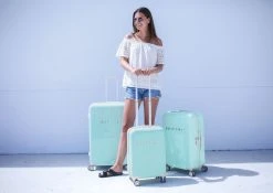 SUITSUIT - Fabulous Fifties - Luminous Mint - Reiskoffer (76 Cm) -Bagage En Reistassen 1200x848 1