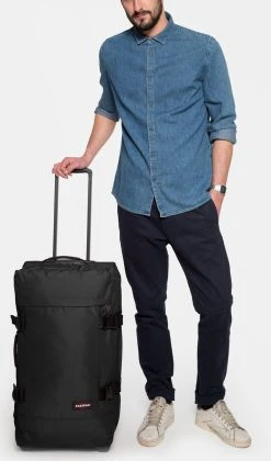 Eastpak TRANVERZ M Reiskoffer (67 X 35.5 X 30 Cm) - Black -Bagage En Reistassen 706x1200 5