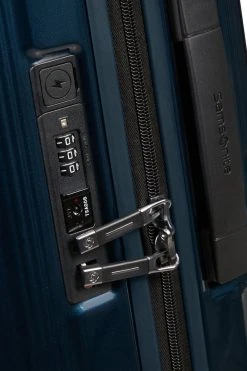 Samsonite Reiskoffer - Nuon Spinner 55/20 Exp (Handbagage) Metallic Dark Blue 16 Samsonite Reiskoffer - Nuon Spinner 55/20 Exp (Handbagage) Metallic Dark Blue -Bagage En Reistassen 799x1200 24