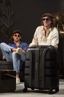 ©TROLLEYZ - Paris No.5 - Reiskoffer - 78cm Met TSA Slot - Dubbele Wielen - 360° Spinners - 100% Polypropyleen - Reiskoffer In Piano Black -Bagage En Reistassen 800x1200 119