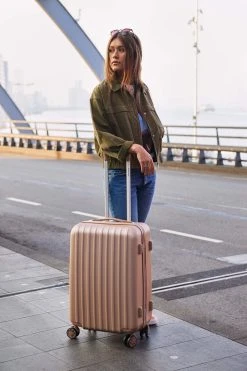 Decent Tranporto-One Reiskoffer 66 Cm - Zalmroze -Bagage En Reistassen 800x1200 139