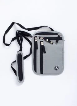 Groene Berg Nektasje - Reistas - Paspoorthouder Met RFID Blokkering - Reisportemonnee - Lichtgrijs -Bagage En Reistassen 874x1200 8