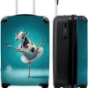 NoBoringSuitcases.com® Koffer - Koe - Ballet - Rok - Portret - Dieren - Trolley Op Wieltjes - Handbagagekoffer - Past Binnen 55x40x20 Cm En 55x35x25 Cm - Reiskoffer